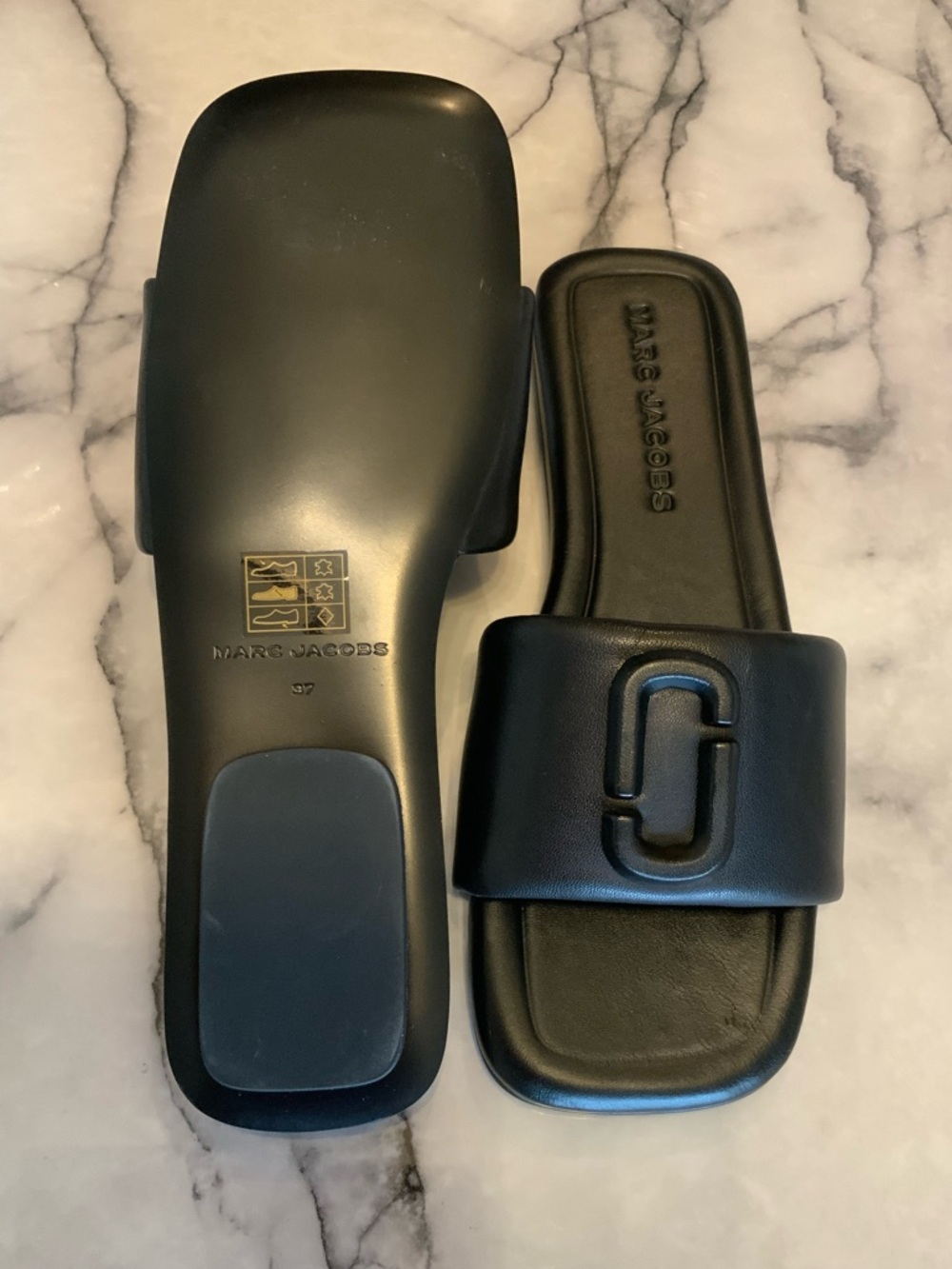 Marc Jacobs Black leather Slide Sandals with Signature Logo - Picture 2 of 7